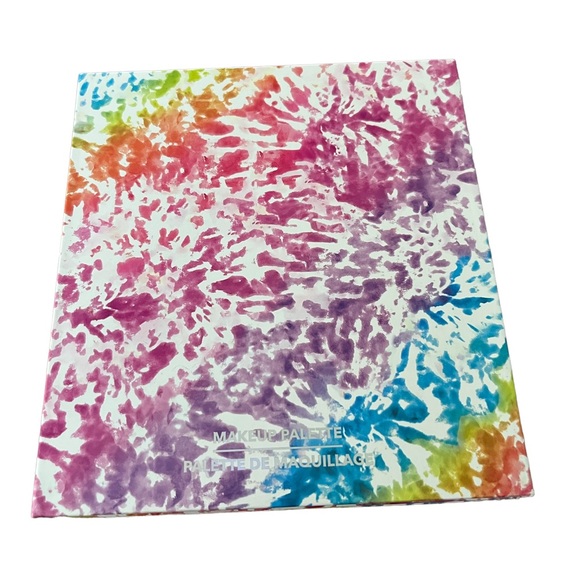 Claires make-up Kit - Picture 7 of 10